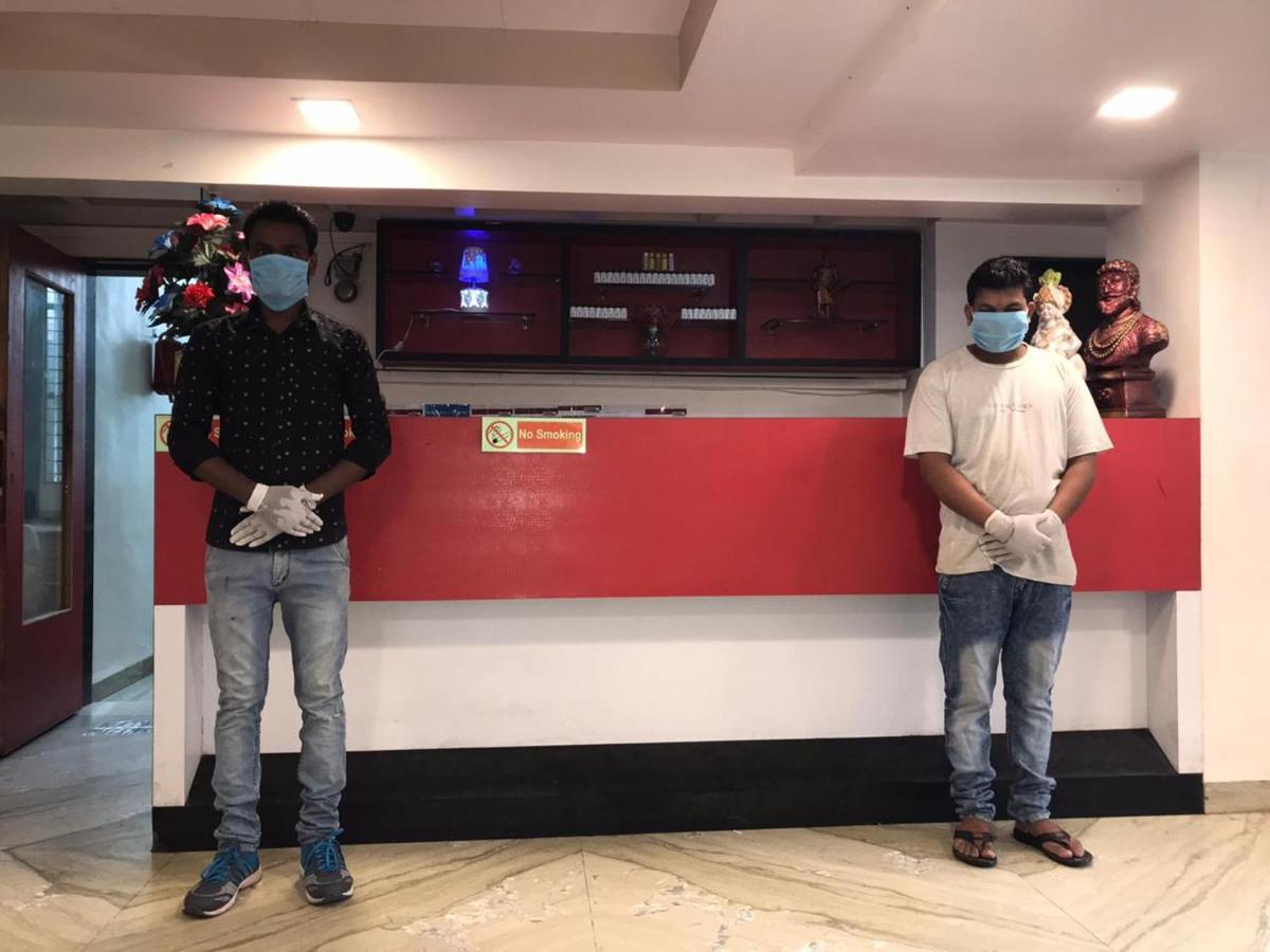 Hotel O Kandil Jogeshwari Kültér fotó